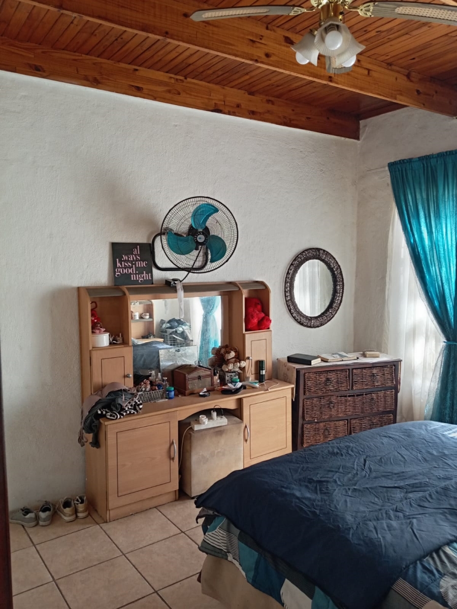 2 Bedroom Property for Sale in Declercqville North West
